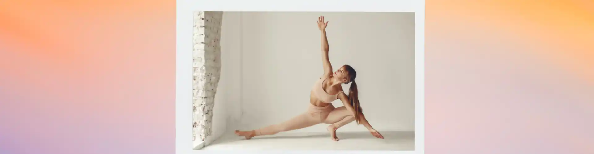 تدفق اليوغا المتوسط - Online Class by Sonic Yoga Studio