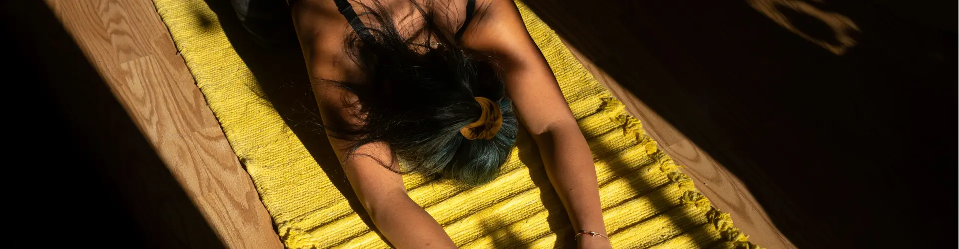 Yoga untuk Koneksi - Online Class by Just Plain  Yoga